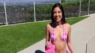 Guy lift and carry fucking petite latina