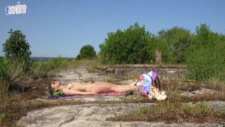 Mad Maura - Blowjob as a bribe - the nudist had to serv