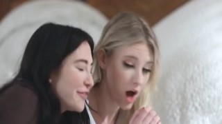 2 lesbian lick and rim blonde classmate