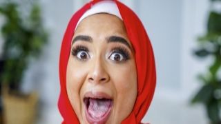 Finally I fucked my hijab babe girlfriend!